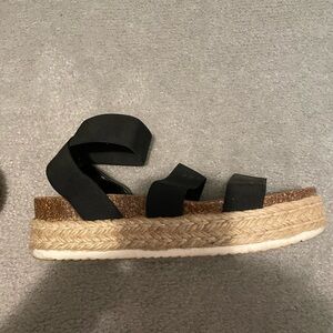 Steve Madden platform sandals